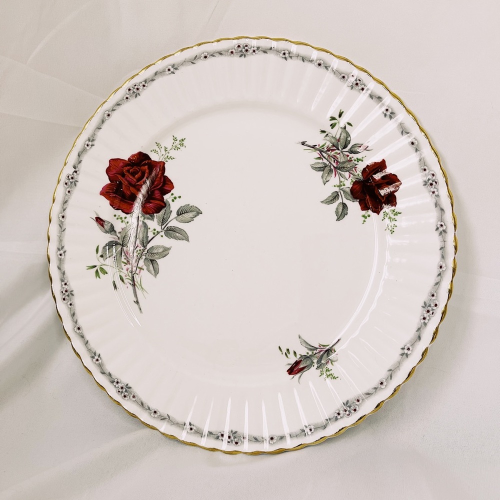 Roses To Remember - Royal Stafford, Made in England